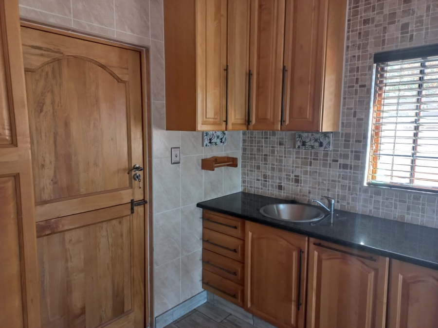 5 Bedroom Property for Sale in Cashan North West